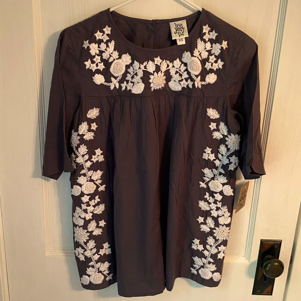 Dark gray floral embroidery blouse